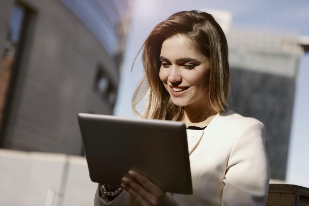 build social media presence without big budget